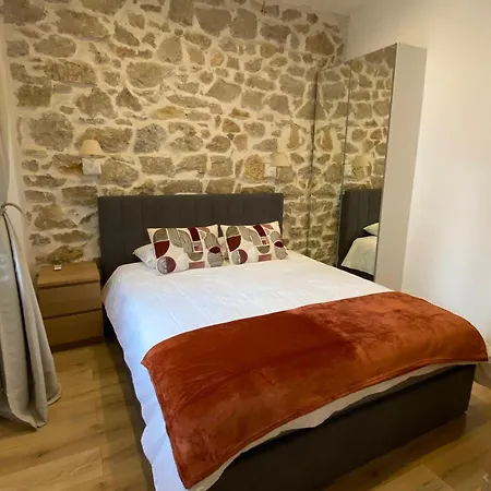 Peaceful Centre Apartman