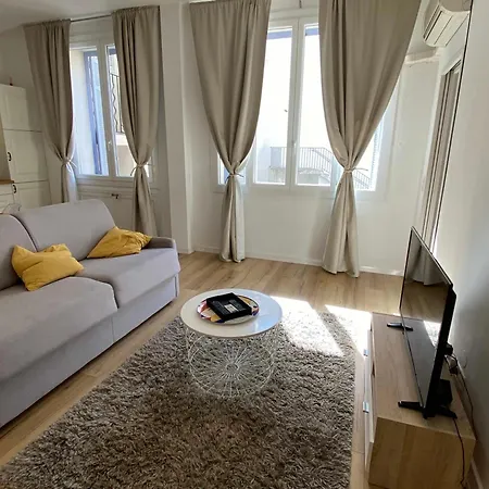 Peaceful Centre Apartman *